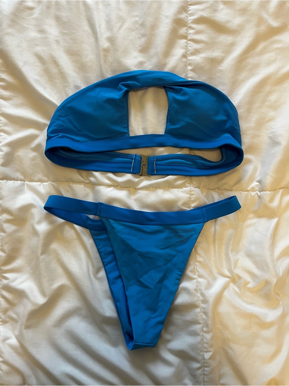 Bright Blue Keyhole Bikini Set Size Small